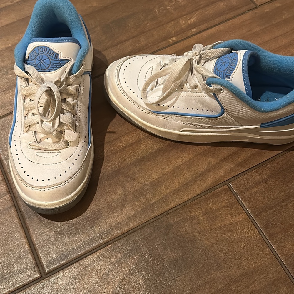 Jordan Sneakers in White and Light Blue